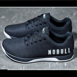 NoBull Trainer (Sz 8.5)